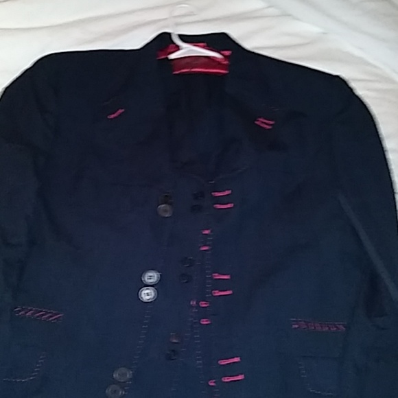 T-Fusion 4pcs Black w/red accents Men Suit